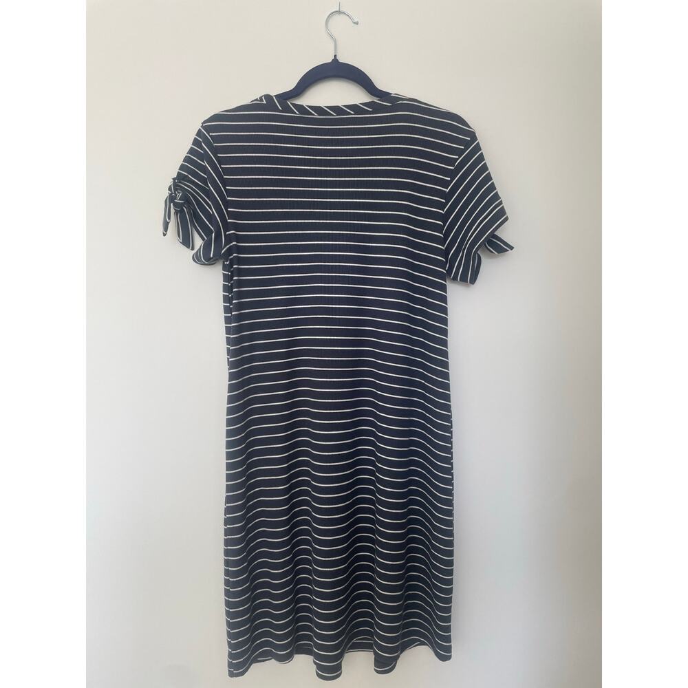 LC Lauren Conrad short sleeves striped shirt dress with tie details Sz M - Picture 2 of 13